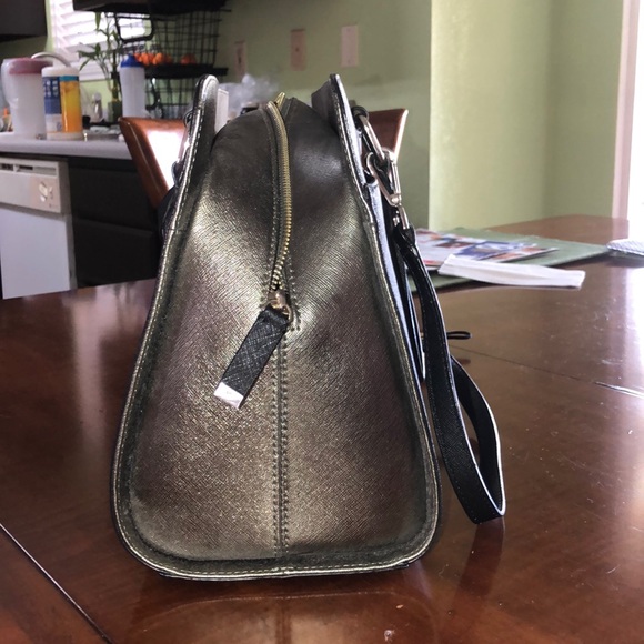 Calvin Klein bag - Picture 2 of 3